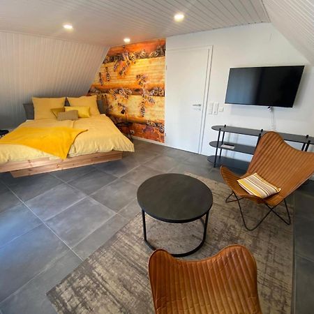 Bienenstock Apartment Venningen Bagian luar foto