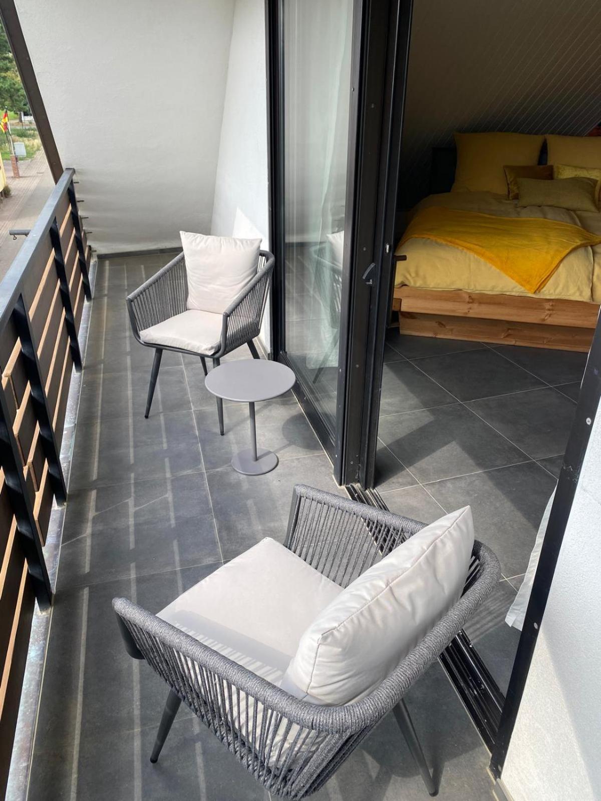 Bienenstock Apartment Venningen Bagian luar foto