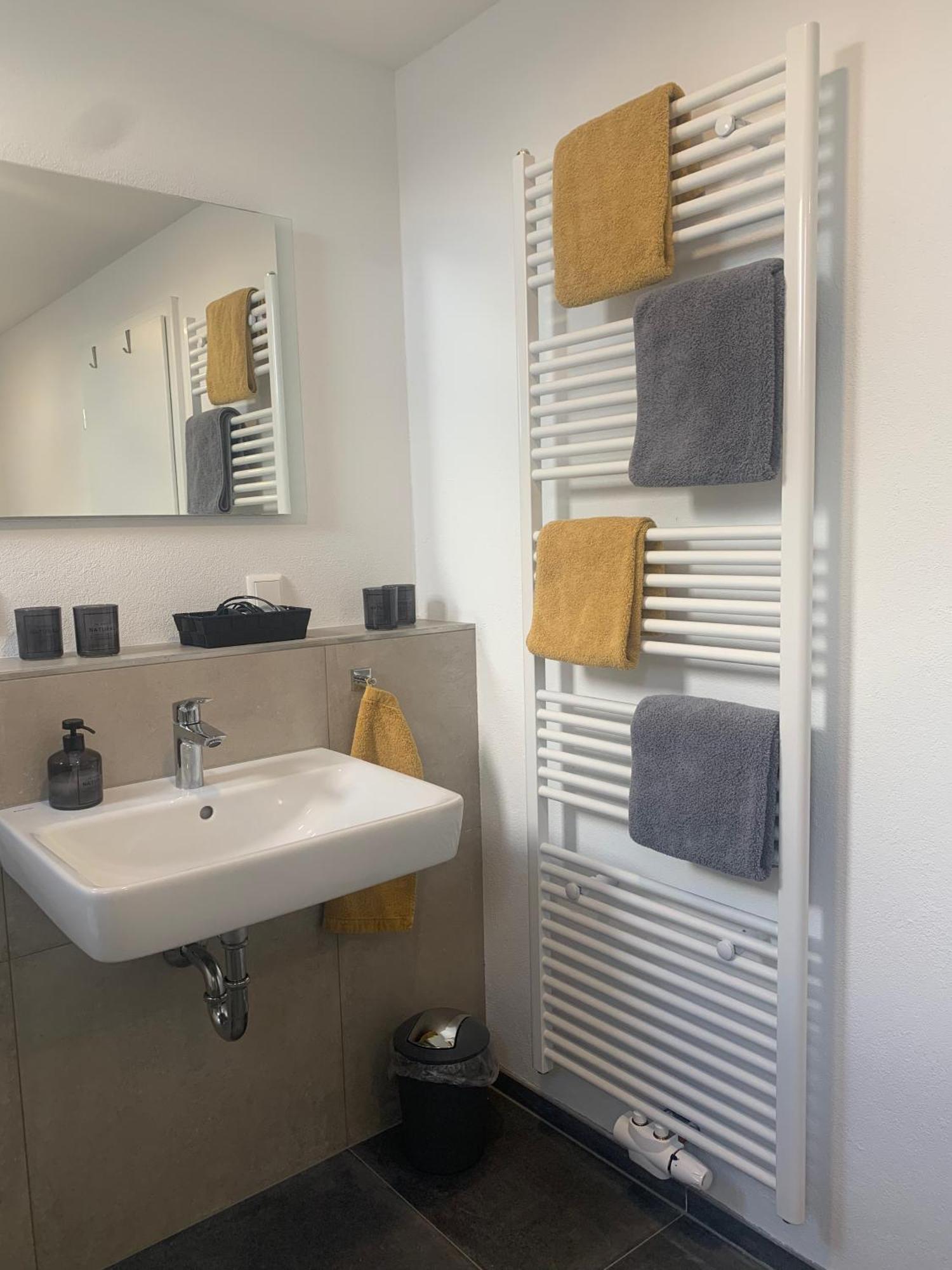 Bienenstock Apartment Venningen Bagian luar foto