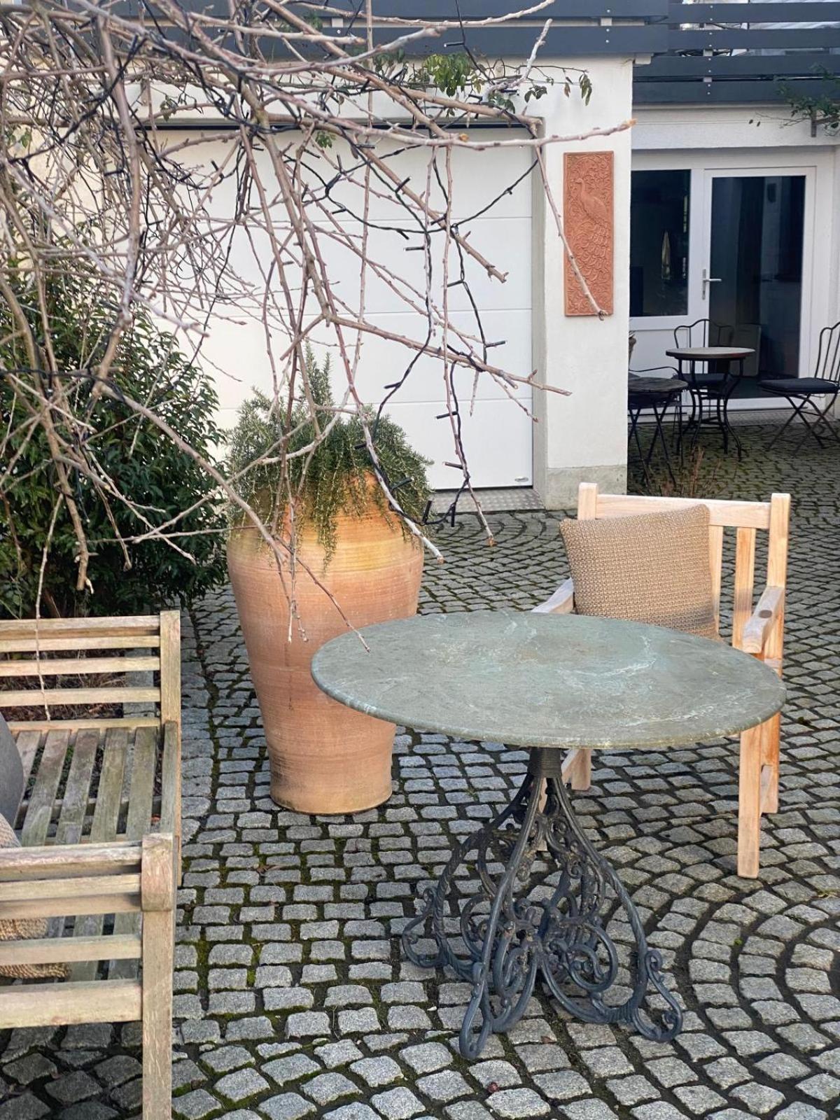 Bienenstock Apartment Venningen Bagian luar foto
